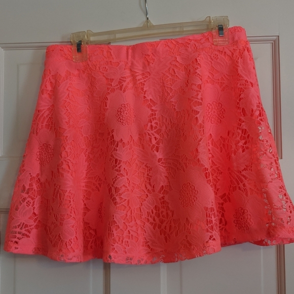 Aeropostale Floral Lace Skirt - Picture 2 of 3